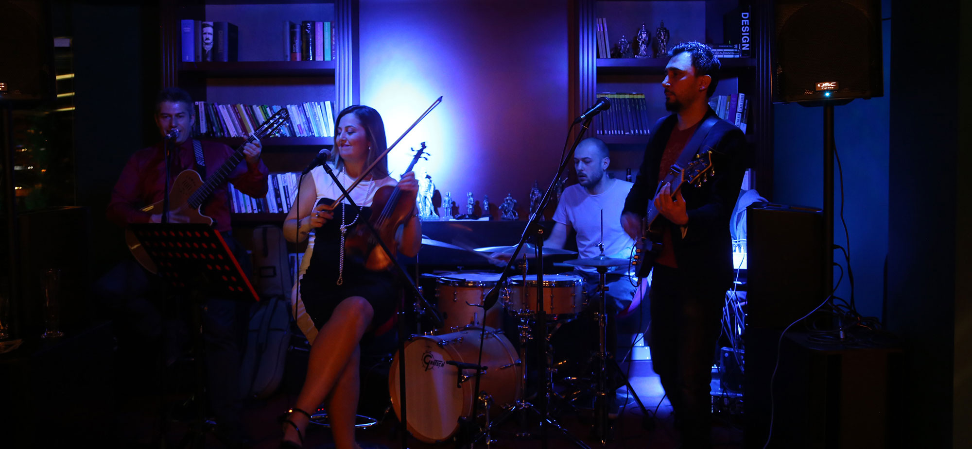Özel Gece
